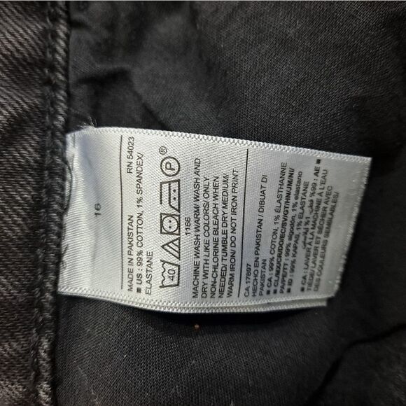 Old Navy Ladies High Rise Jeans NWT - Picture 8 of 9